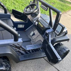Power wheels jeep 2 Seater 