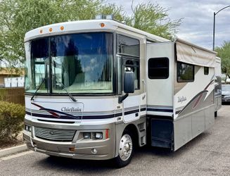 🚨 Auction this Saturday - 2003 Winnebago Chieftain 39T Motorhome with Two Slide Outs