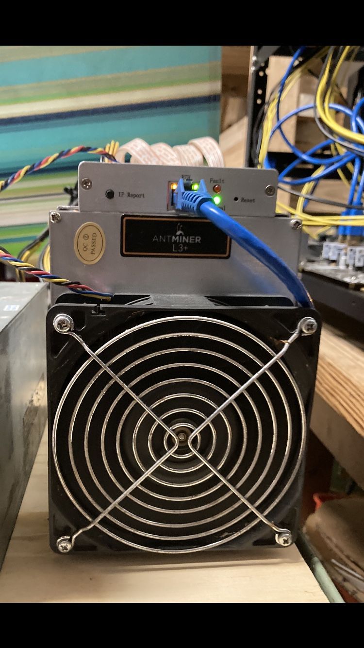 Bitmain Antminer L3+ with Power Supply