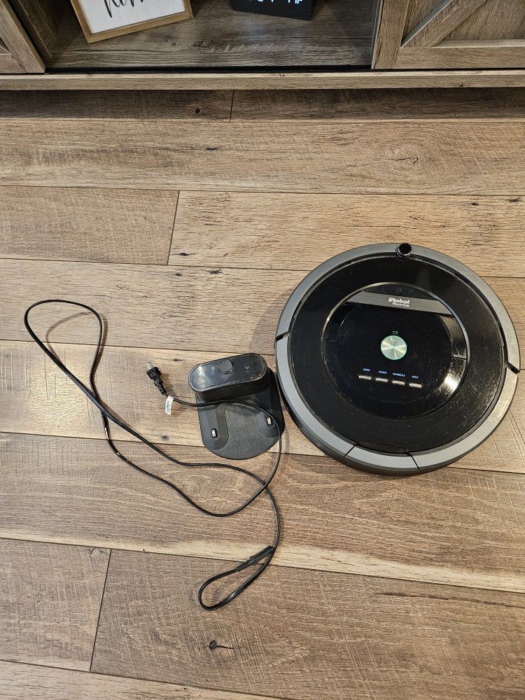 Roomba 880 Vacuum