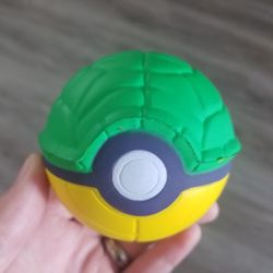 Turtle Trainer (Foam Pokemon Ball