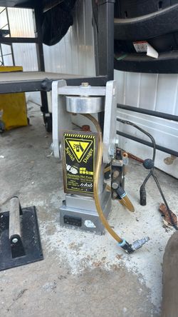 Squish rosin/wax machine