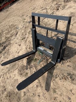 Mini skid steer forks