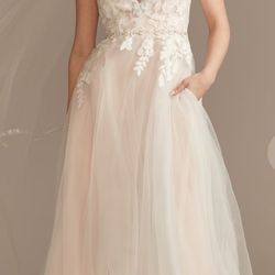 Brand New wedding dress