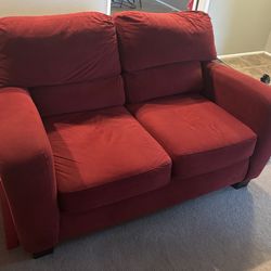 Broyhill Red Love Seat / Sofa