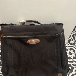 American Tourister Garment Roller Luggage