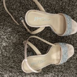 Betsey Johnson Heels Sz 6