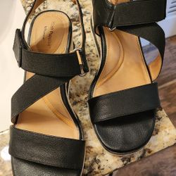 Hush Puppies Size 7.5