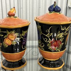 2 Beautiful Decor Vase Accent Pieces