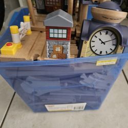TRAIN TOYS