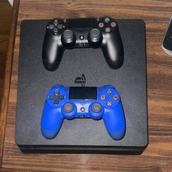 PS4 With 2 Controllers 