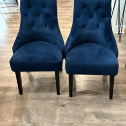 Blue Velvet Wingback Tufted Dining/Accent Chairs (Set of 2)