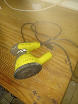 Ryobi 2.6 Amp 5" random Orbit sander