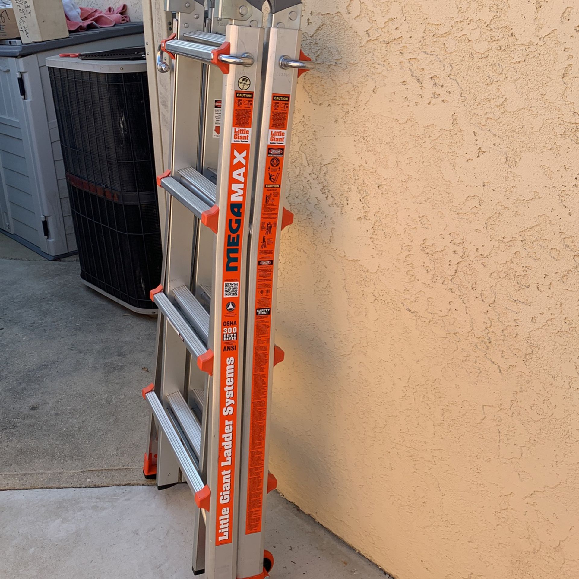 Little Giant Step Ladder Model 17