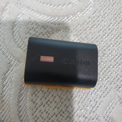 Canon - Rechargeable Lithium-Ion Battery for LP-E6NH

