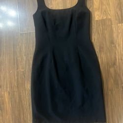 Womens Black dress size 6 