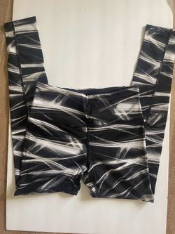 Victoria Secret Leggings, Small