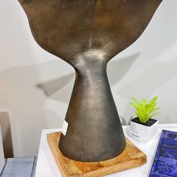 Brass Style Whale Tale 