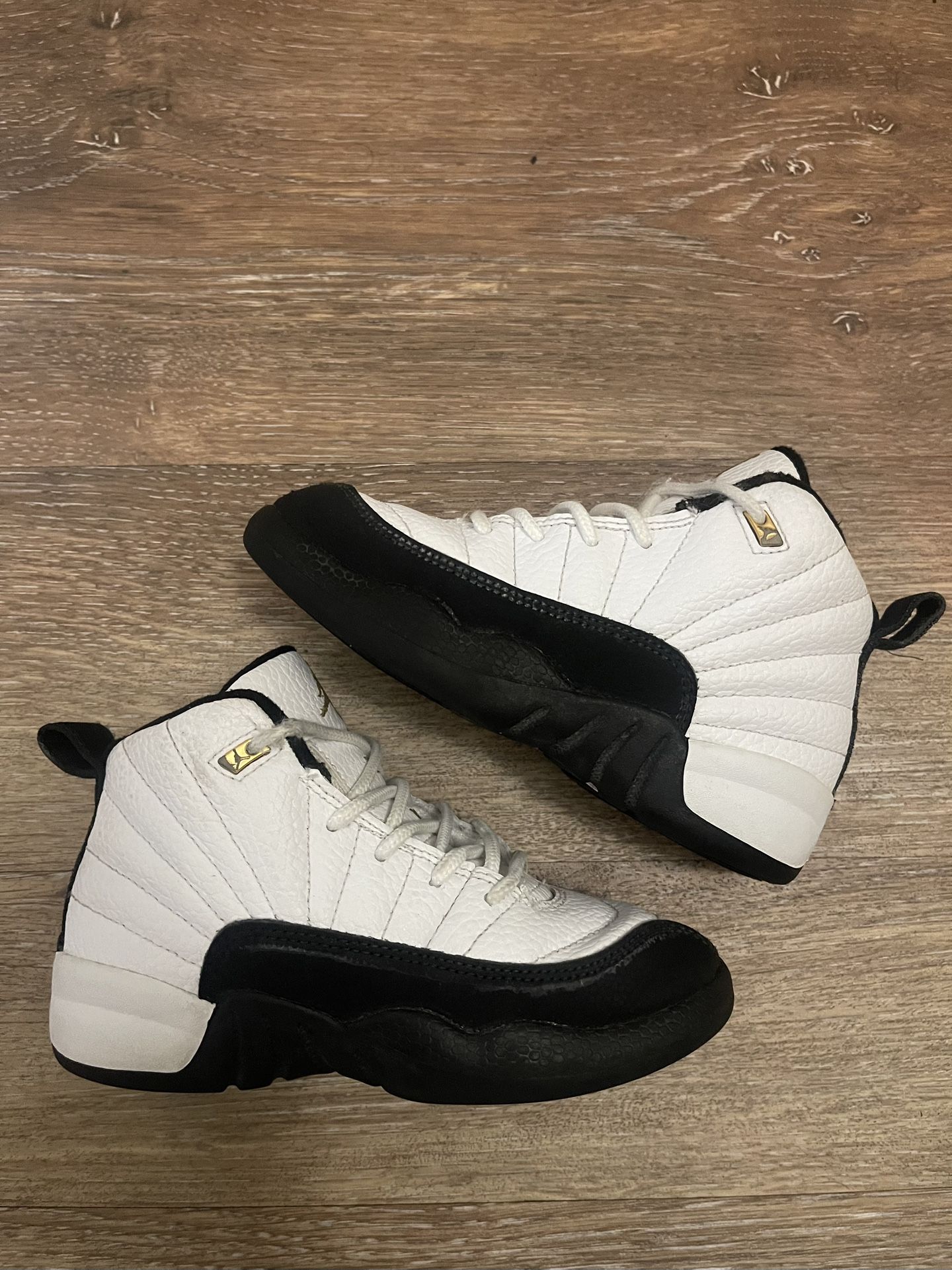 NIKE AIR JORDAN 12 RETRO "ROYALTY" WHITE-METALLIC GOLD-BLACK SZ 11c [151186-170]