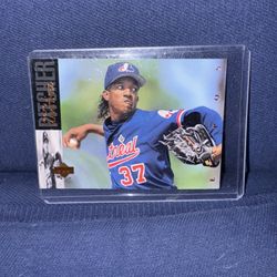 Pedro Martinez Rookie Baseball Card 