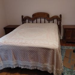 Solid Wood Bedroom Set - Excellent Condition