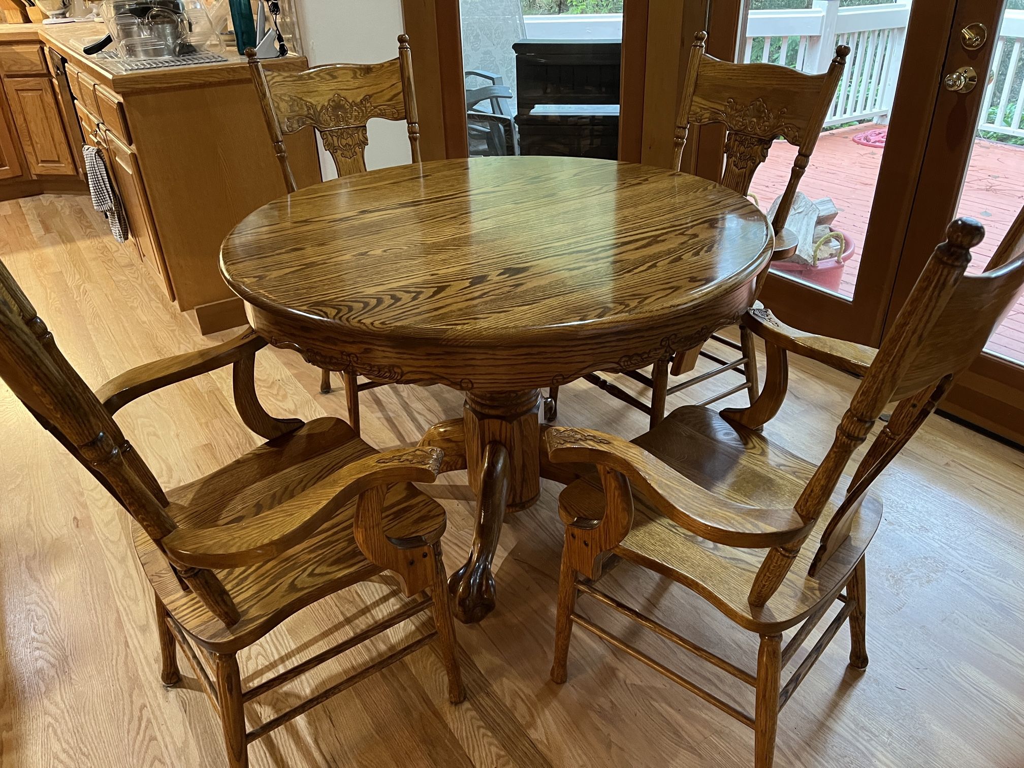 Oak Table And Chairs for Sale in Silverdale, WA OfferUp