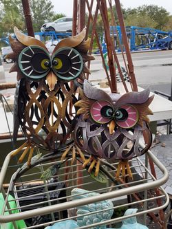 Cute little colorful metal Double owl garden decor
