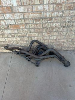 Parts from a 1972 Camaro 350 engine