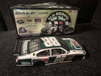 Dale Earnheart Retro Mt Dew 1:24