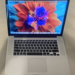 MacBook Pro 15.4" Retina Display With Editing and Music Production Software 