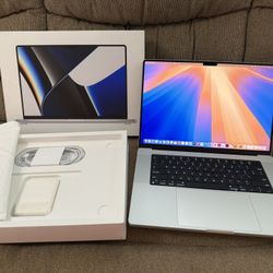 2021/2022 MacBook Pro 16” , M1 Pro ,16gb Ram, 1TB  SSD, 55 Battery Cycles, Excellent