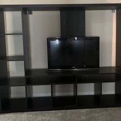 IKEA Tv Shelf ( No Tv)