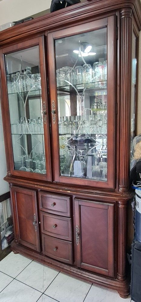 Princess House And Cabinet