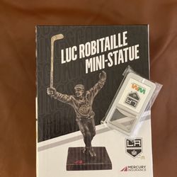 LA Kings Bottle Opener/ Luc Robitaille Mini-Statue