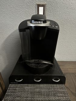 Keurig Coffee Maker And POD Storage