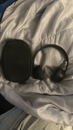 Beats by Dre Solo 3 wireless headphones