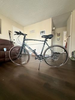 Road bike 57 L