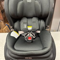Britax Poplar S Convertible Car Seat Slim ClickTight Onyx