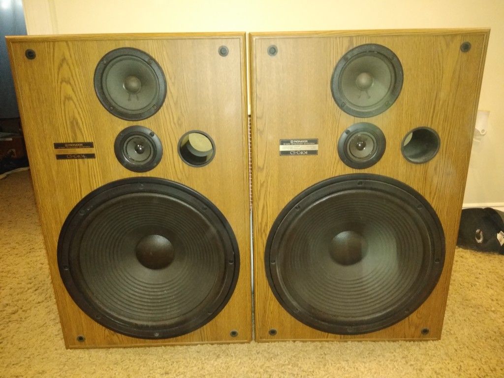 Vintage Pioneer CS-G404 Floor Speakers. Untested. $150 OBO. Pickup In Evergreen Park.
