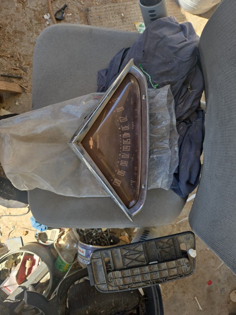 1955-—1959 Chevy Truck Speedometer Panel