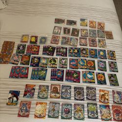 Pokémon Cards +100