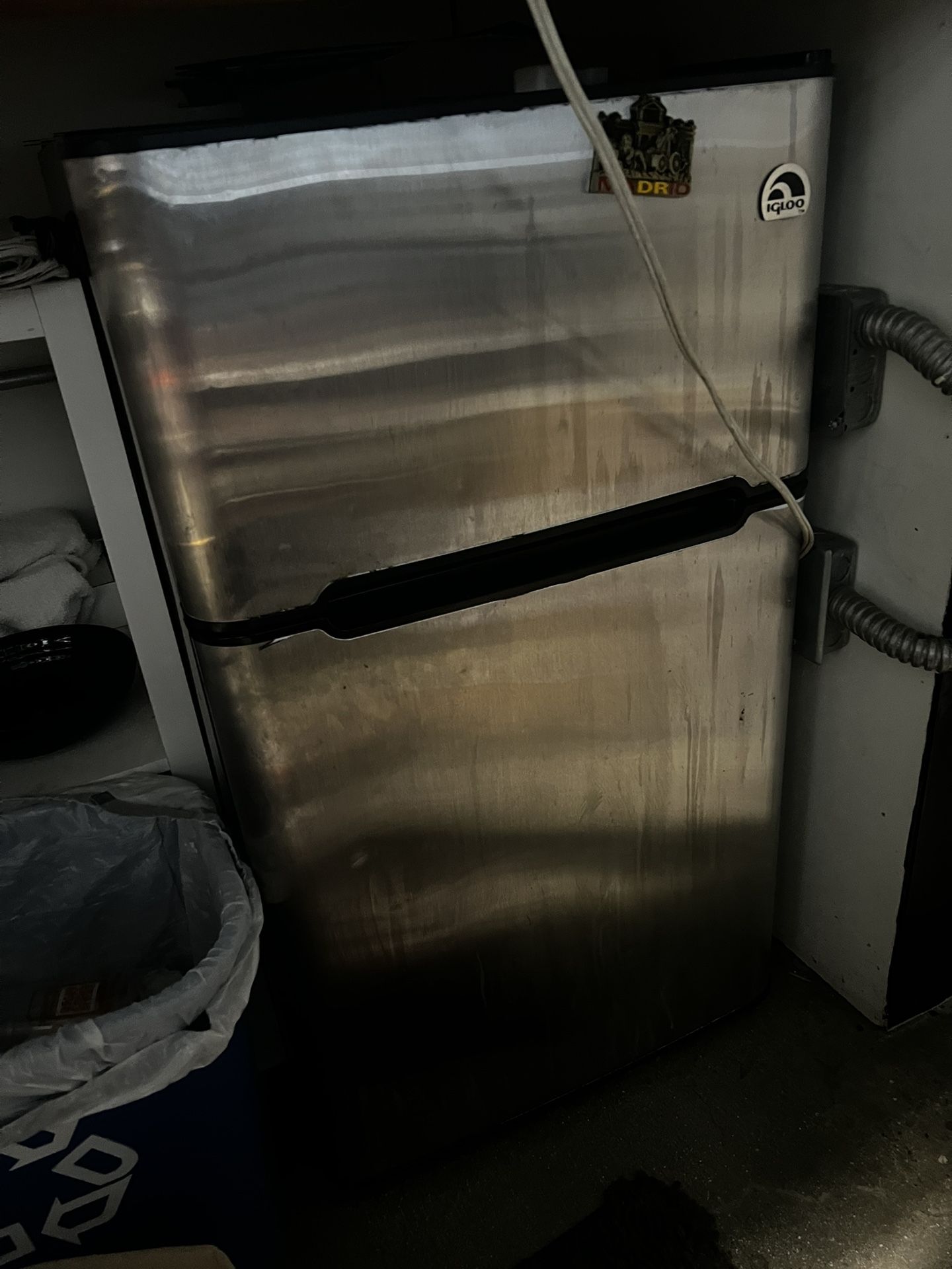 Mini Fridge W/ Freezer