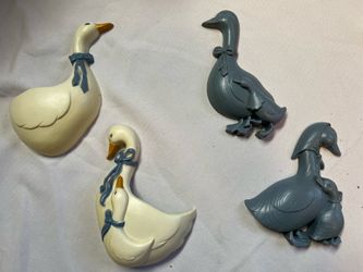 Vintage Plastic Wall Duck Decor