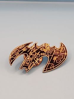 Vintage DC Comics Batman Batwing Enamel Lapel Pin (Gift Creations, 1989)