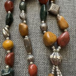 Vintage Tibetan Metal Agate Stone Beads Necklace 26”+4”pendant.