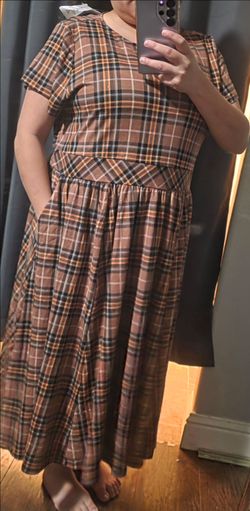 2x Torrid Brown Plaid Dress with pockets