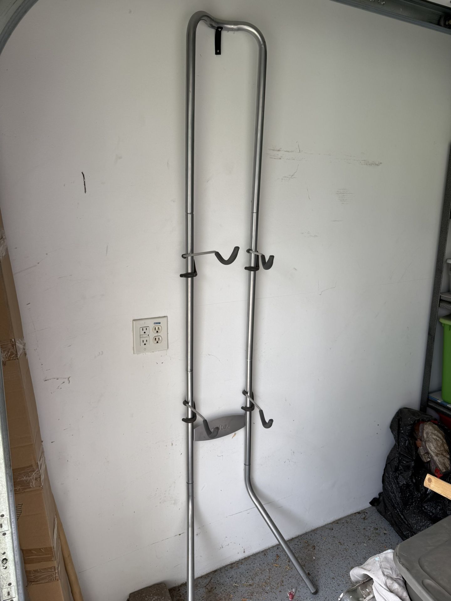 Delta Cycle Gravity Bike Rack