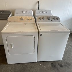 Whirlpool Washer And Dryer Set