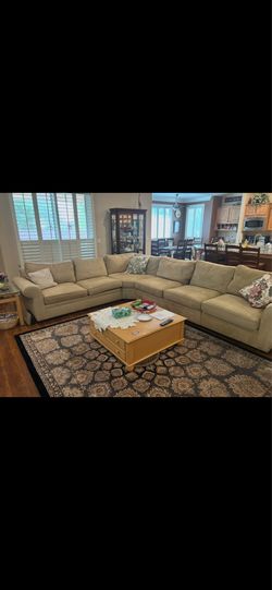 Large Tan Sectional Couch / Sofa