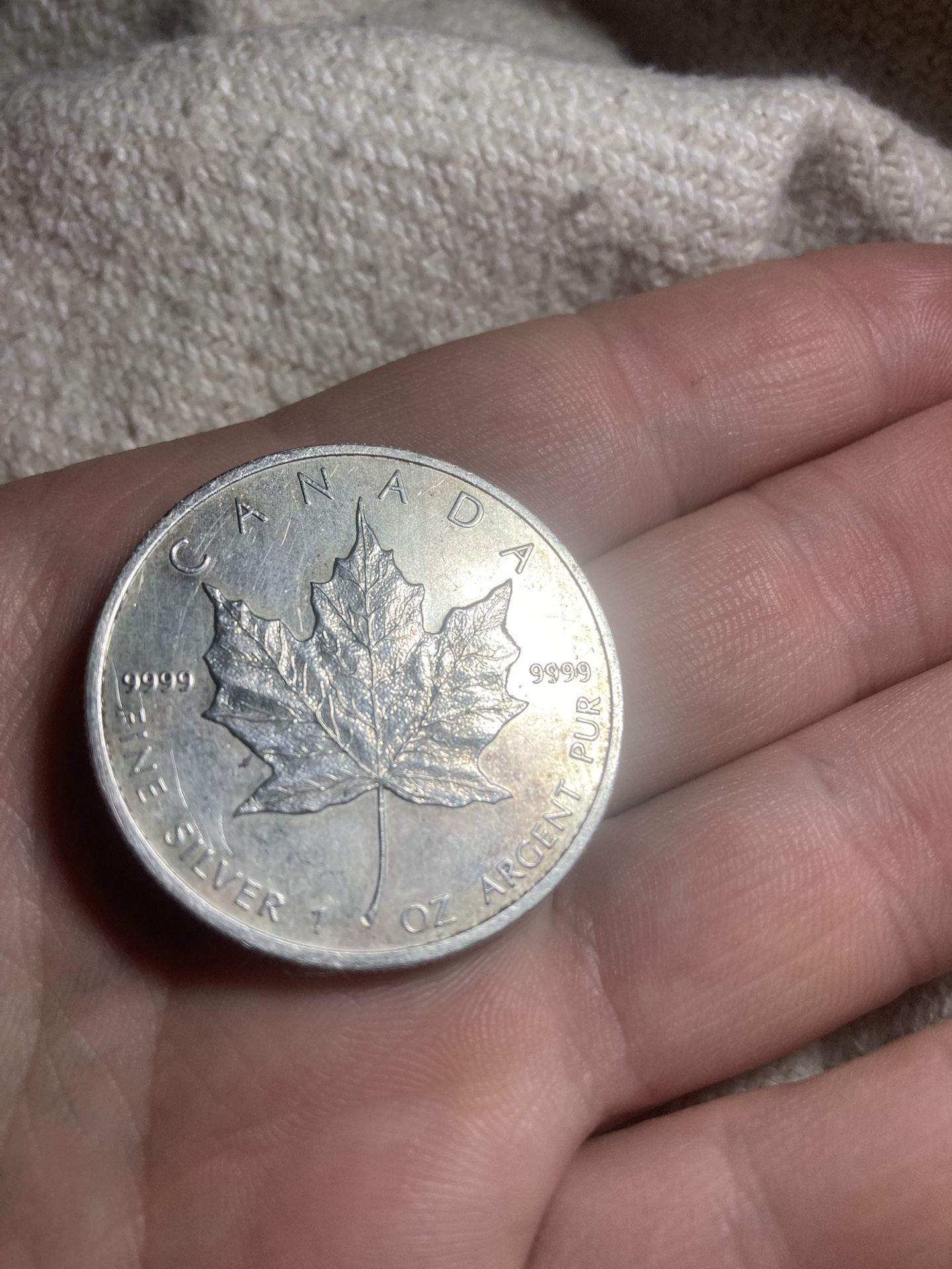 1 OZ Silver Coin Elizabeth I I 